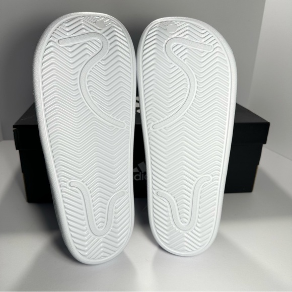 Adidas Adilette Slip-On Clogs White and Black NWT - Picture 8 of 9